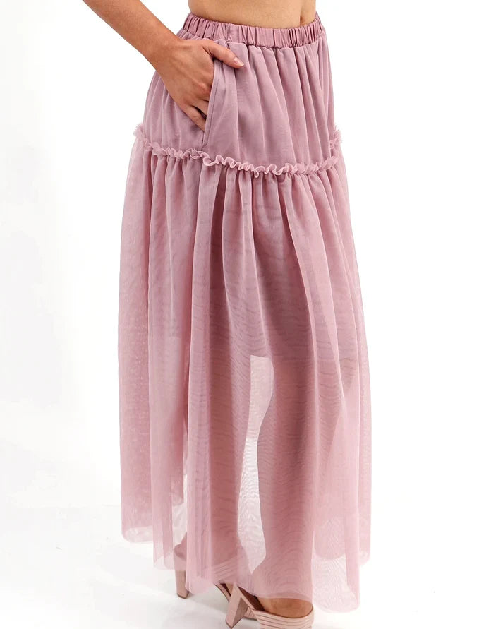 Blush Mesh Tiered Elastic‑Waist Maxi Skirt With Side Pockets