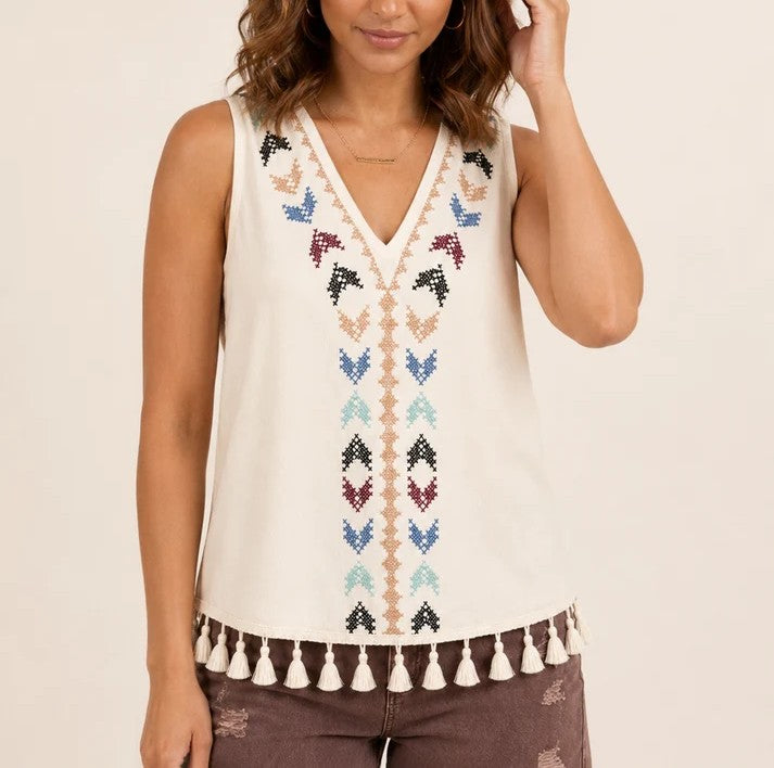 Ivory Boho Folk‑Embroidered V‑Neck Sleeveless Tank Top With Fringe Hem